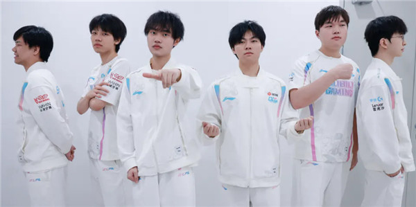 LPL年终季后赛第三个比赛日BLG3-1复仇iG成功晋级胜者组决赛