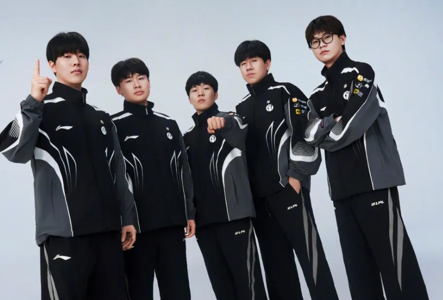 入围赛以1-3的战绩不敌T1惨遭淘汰,IG结束S15世界赛