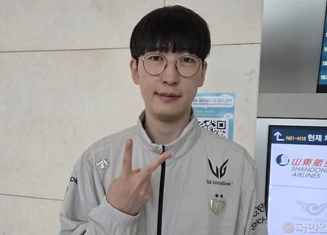 LCK冠军战队选手(Duro)嫌弃S15比赛场地,直言感到失望对比赛失去兴致